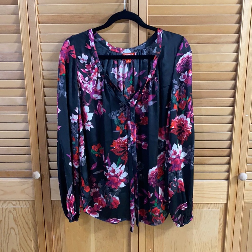 Flowy work wear office top Target floral blouse